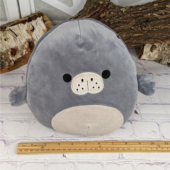 Matt the Manatee 8" Squishmallow - Picture 9 of 9